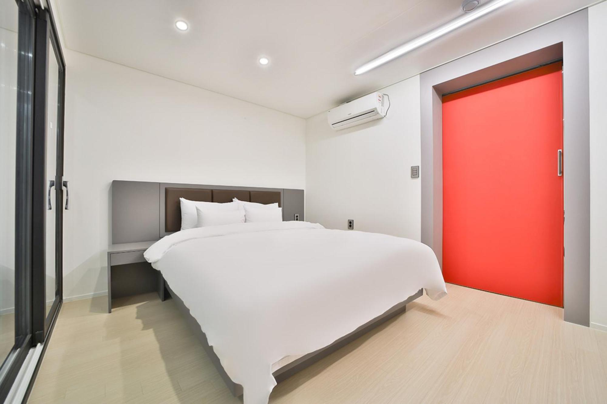 Green B Hotel Busan Seomyeon Екстер'єр фото