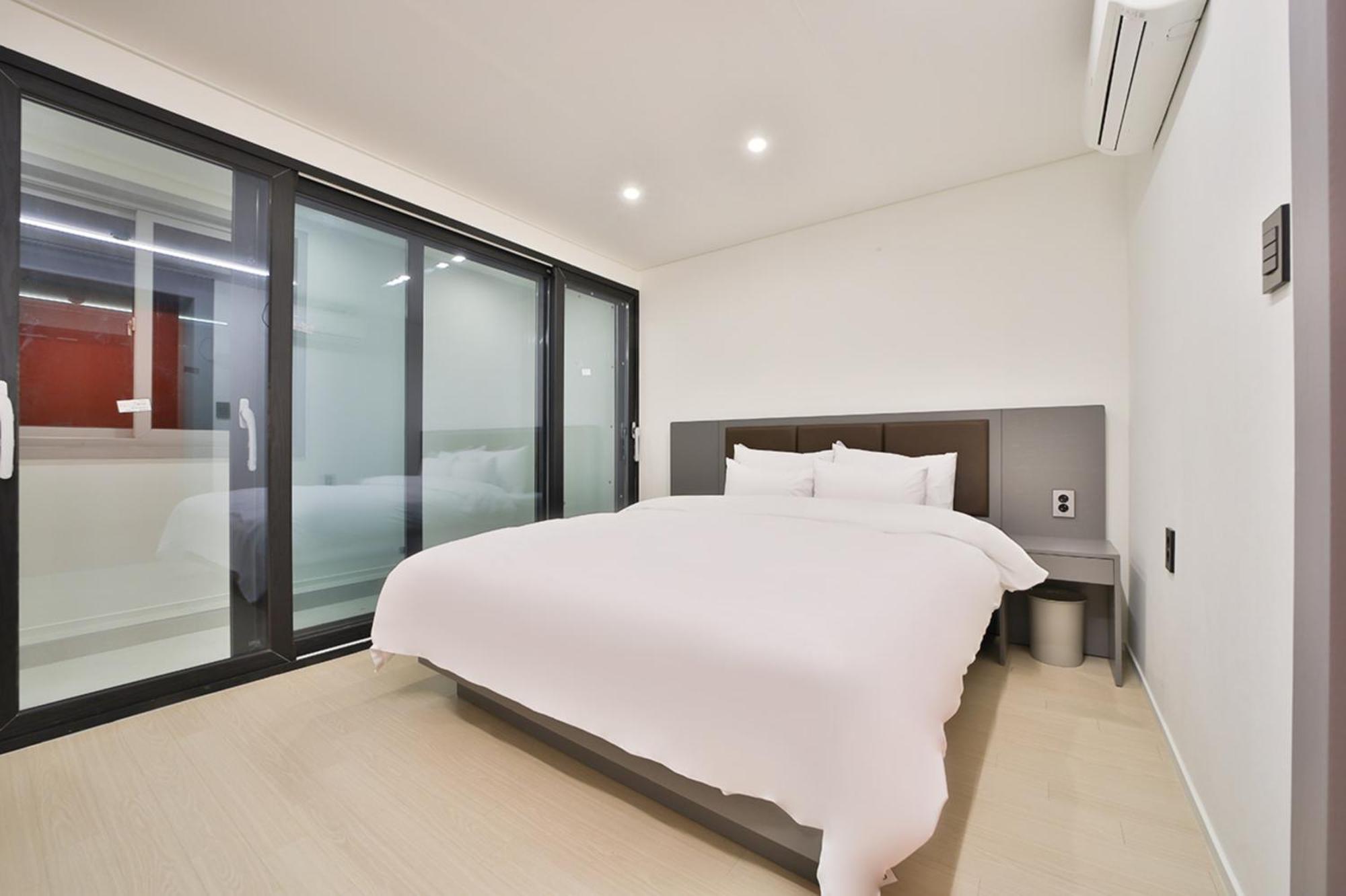 Green B Hotel Busan Seomyeon Екстер'єр фото