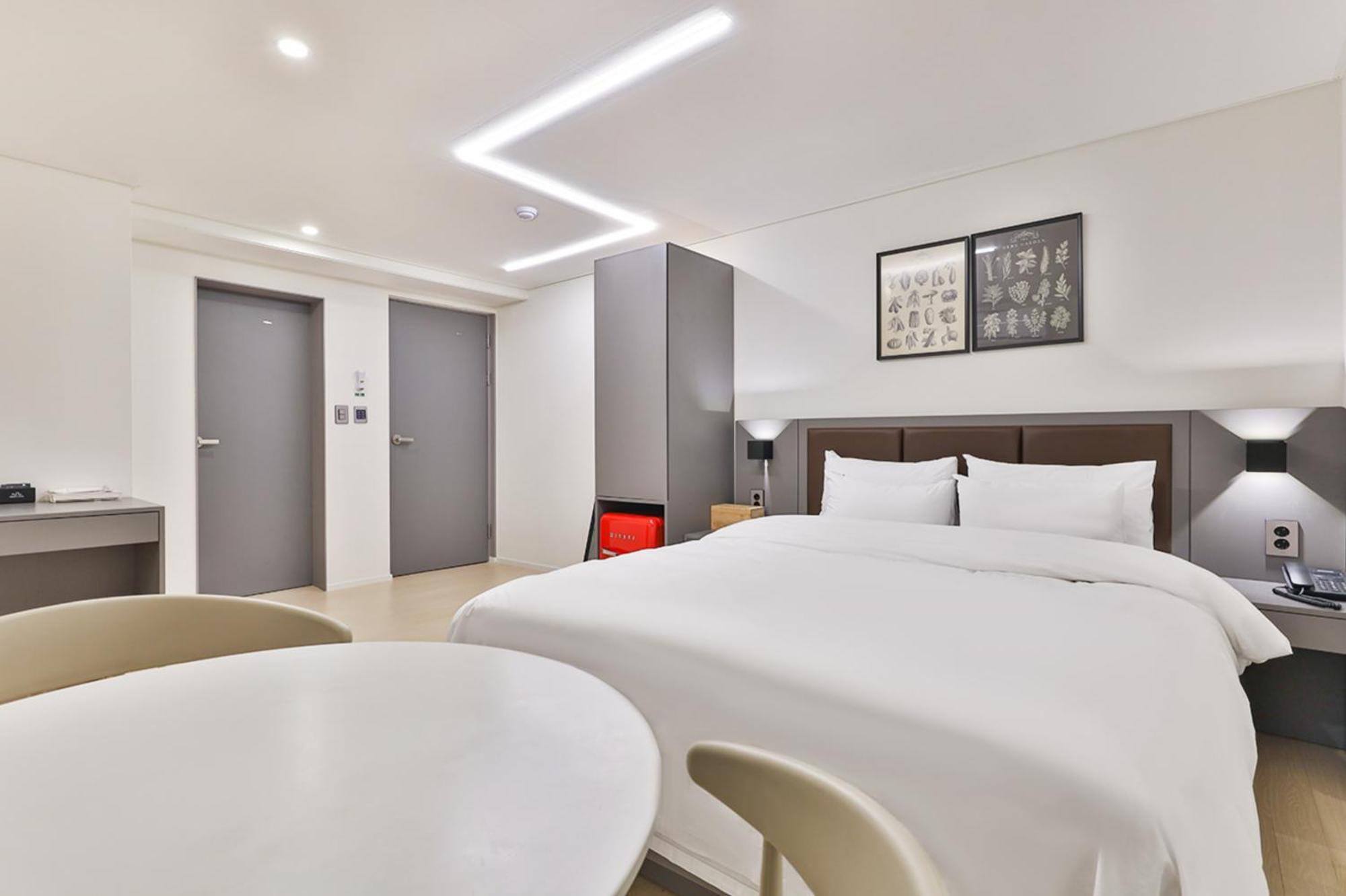 Green B Hotel Busan Seomyeon Екстер'єр фото